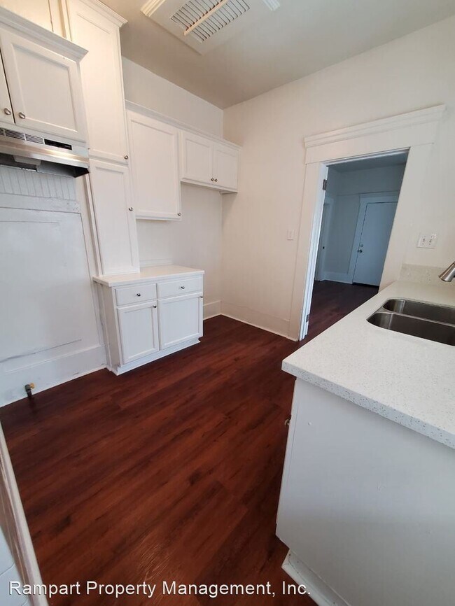 Foto del edificio - 937 E 20th St