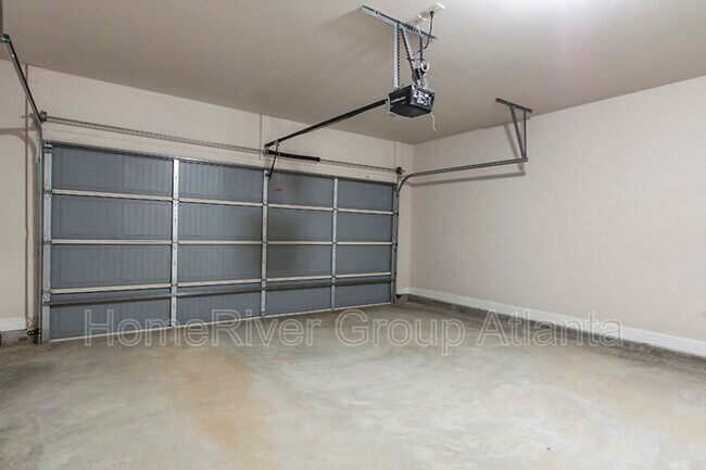 Building Photo - 503 Cherry Creek Dr