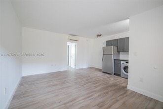 Building Photo - 7901 SW 64th St