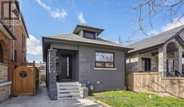 Building Photo - 464 Maybank Ave