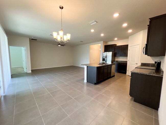 Building Photo - 13681 Paddington Wy