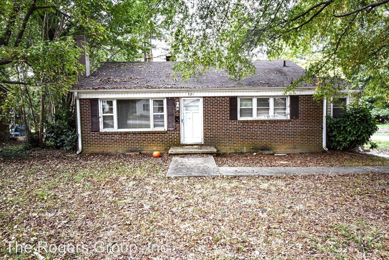 Primary Photo - 3 br, 1 bath House - 521 Oak St