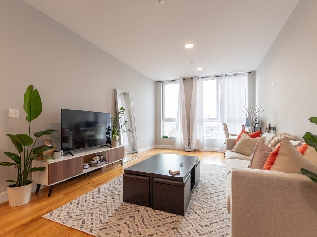 10 Taber St Unit 504, Boston, MA 02119 Condo for Rent in Boston, MA