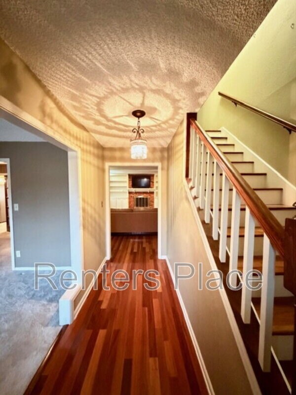 Foto del edificio - 5724 E 65th Pl