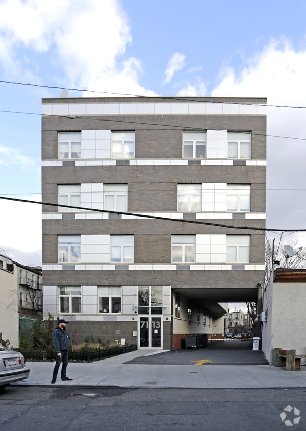 Primary Photo - 71-13 60th Ln