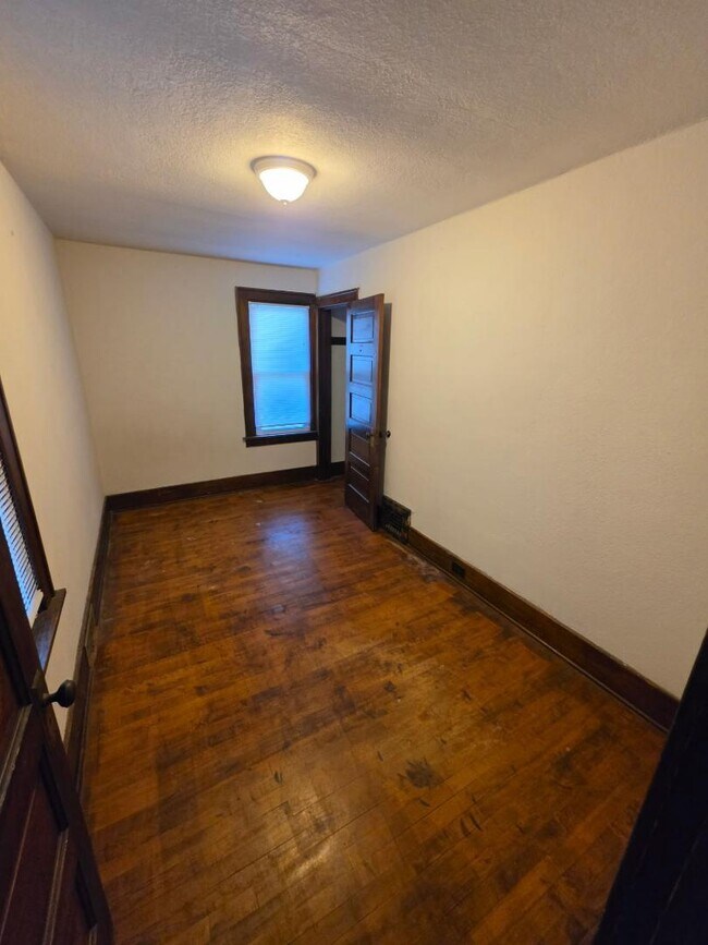 Foto del edificio - 130 N Baird Ave
