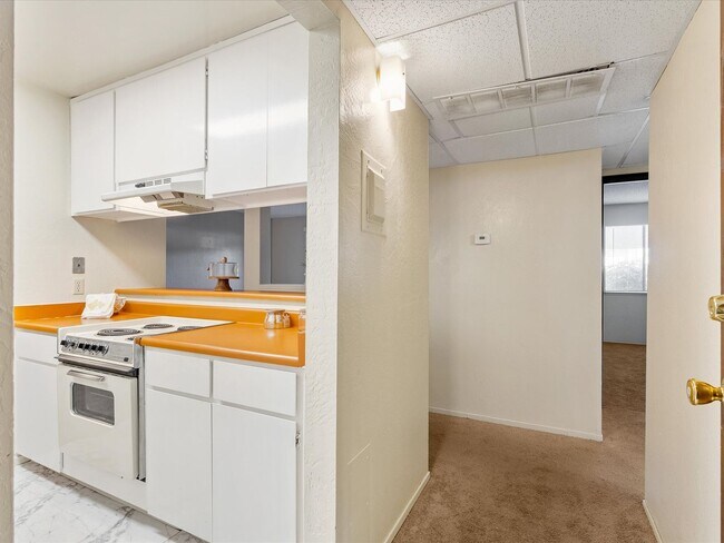 Foto del edificio - 2955 Lakeside Dr