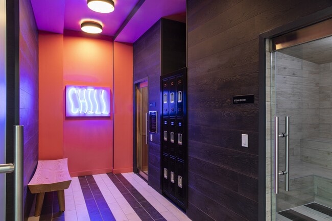 Relax and recharge with a sauna and steam room - Collective on 4th
