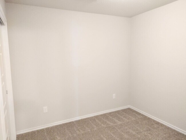 Building Photo - 2024 Cassiopeia Bend