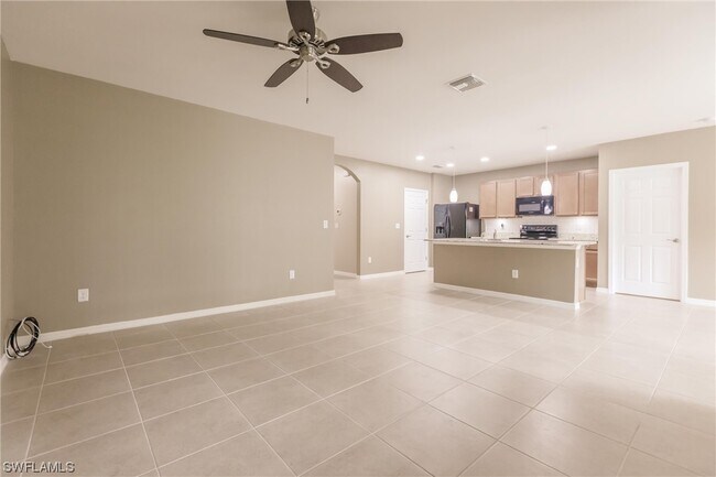 Building Photo - 26978 Wildwood Pines Ln