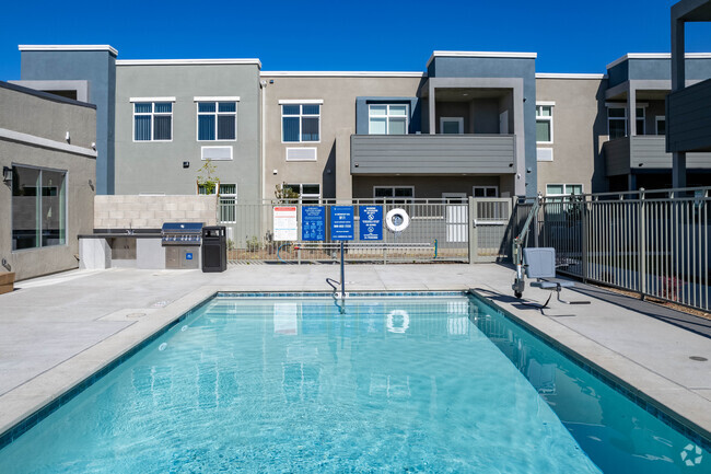 Foto del edificio - Loma Villas Apartments