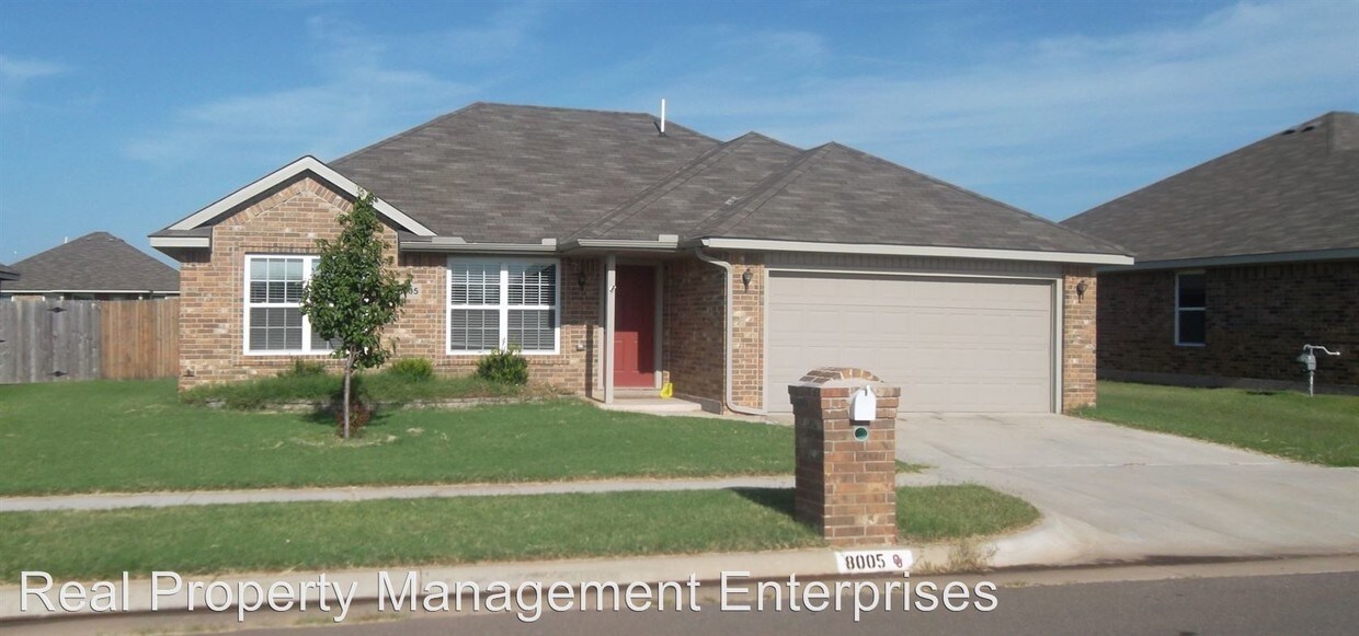 Primary Photo - 8005 Sunny Pointe Ln