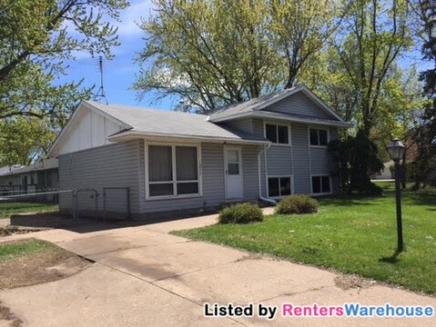 Foto principal - 10937 Foley Blvd NW