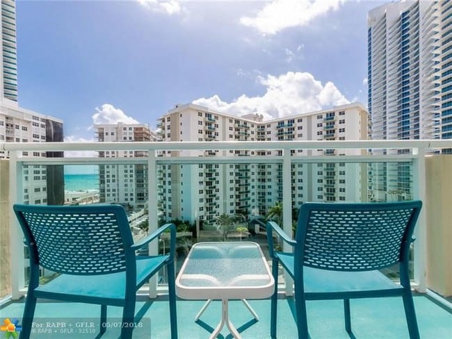 Building Photo - 3000 S Ocean Dr