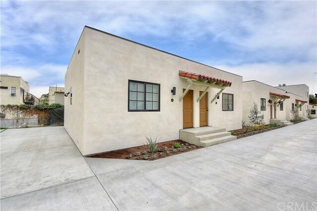 Primary Photo - 375 Termino Ave
