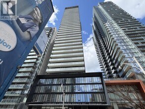 Building Photo - 28 Wellesley St E