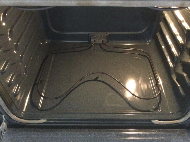 clean oven - 199 Crown Royal Dr