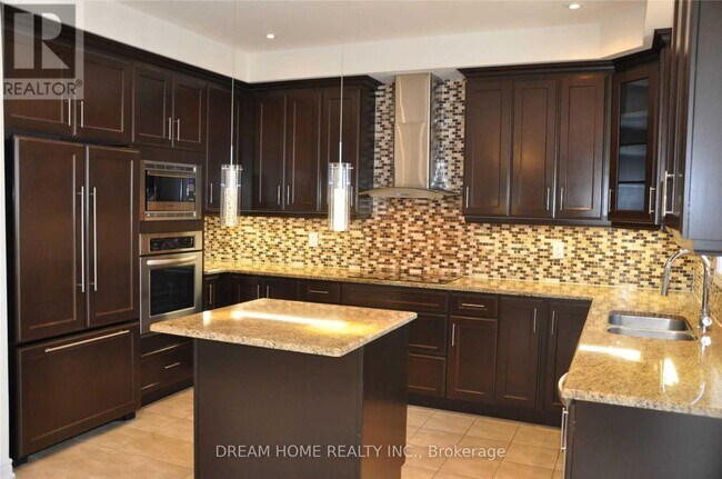 Photo du bâtiment - 17 Philips Lake Ct