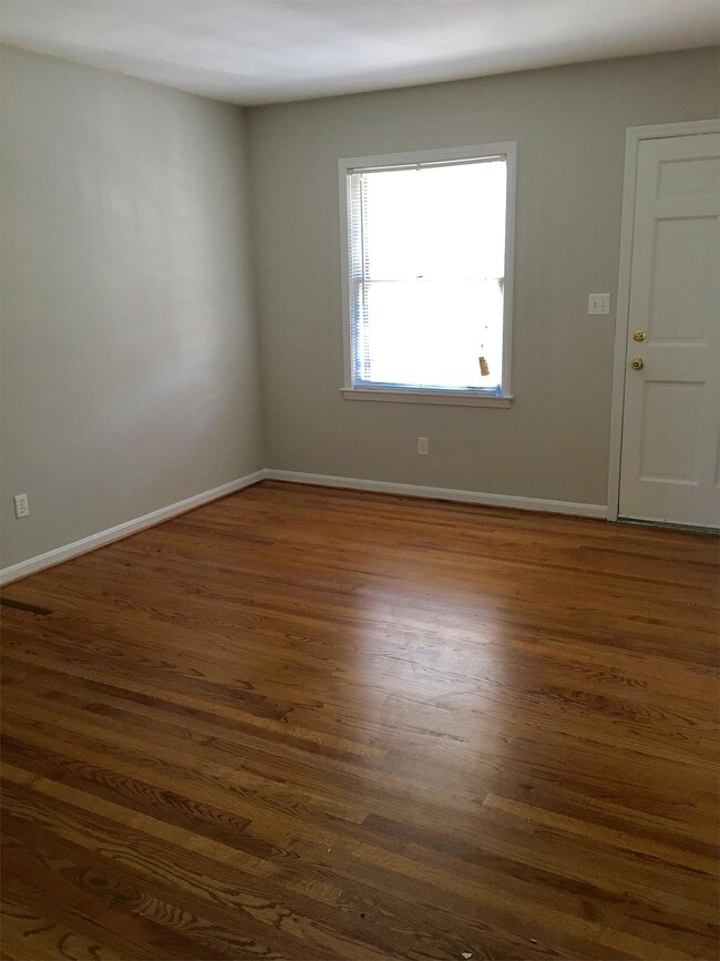 Foto del edificio - 3607 Roxboro Rd