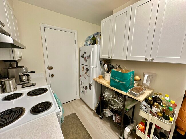 Foto del edificio - 804 Centre St