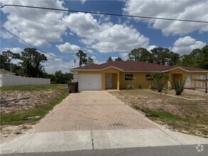 Building Photo - 4622 Douglas Ln