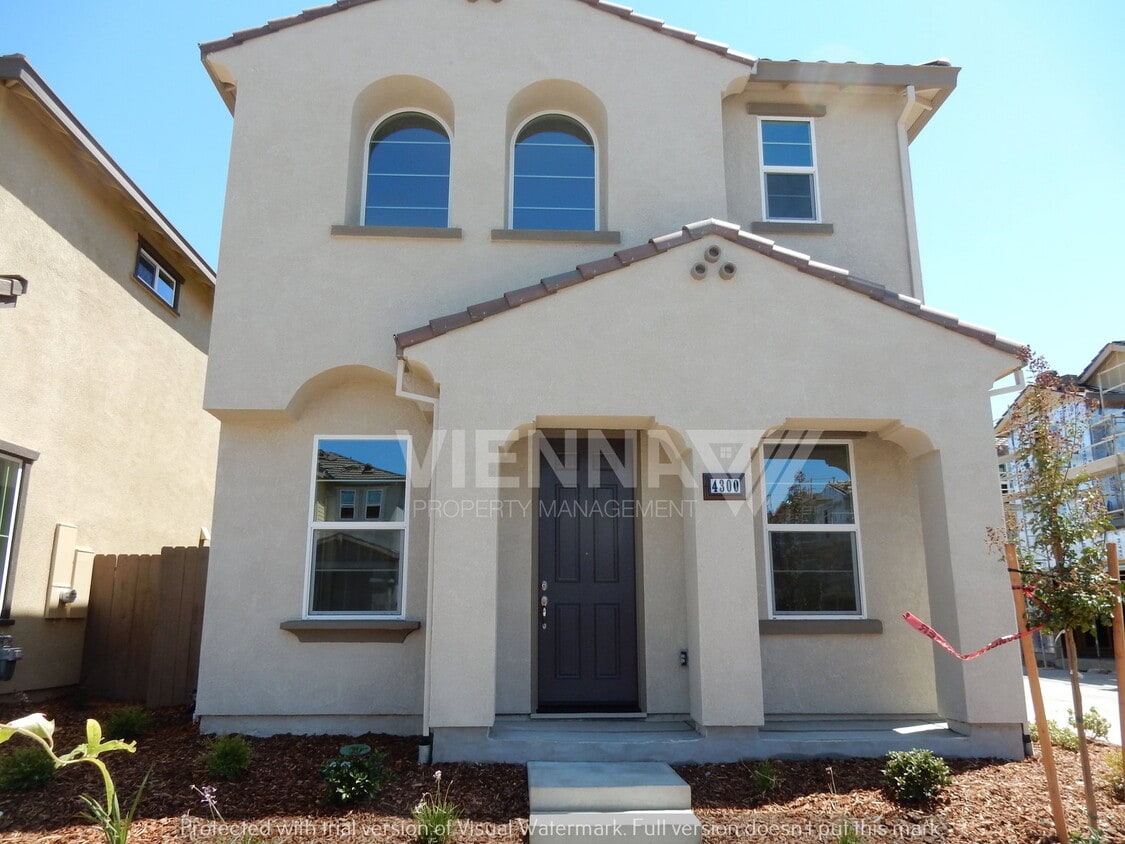 Photo - 4300 Adriatic Sea Way