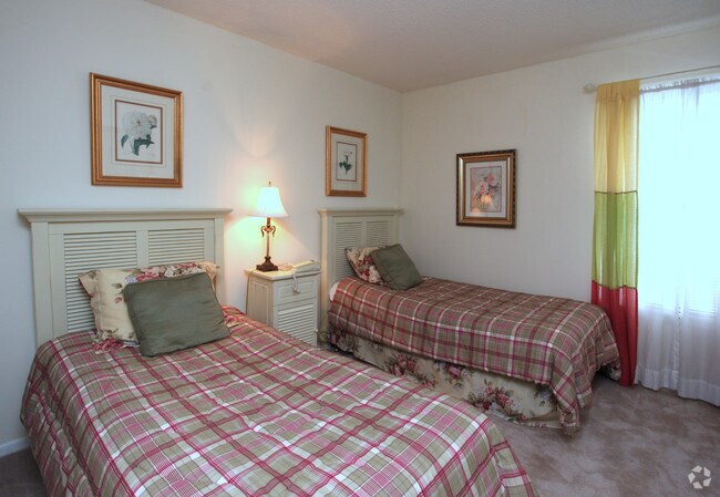 Habitación - Terrace Oaks & Olde Battleground