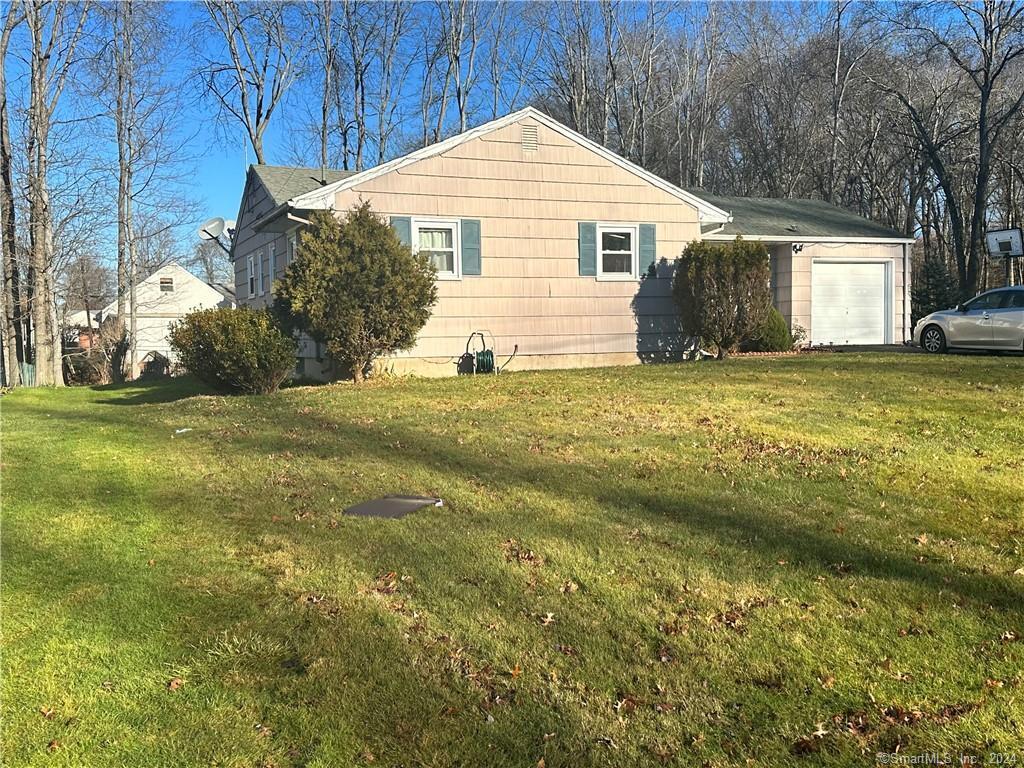 Primary Photo - 96 Rosewood Dr