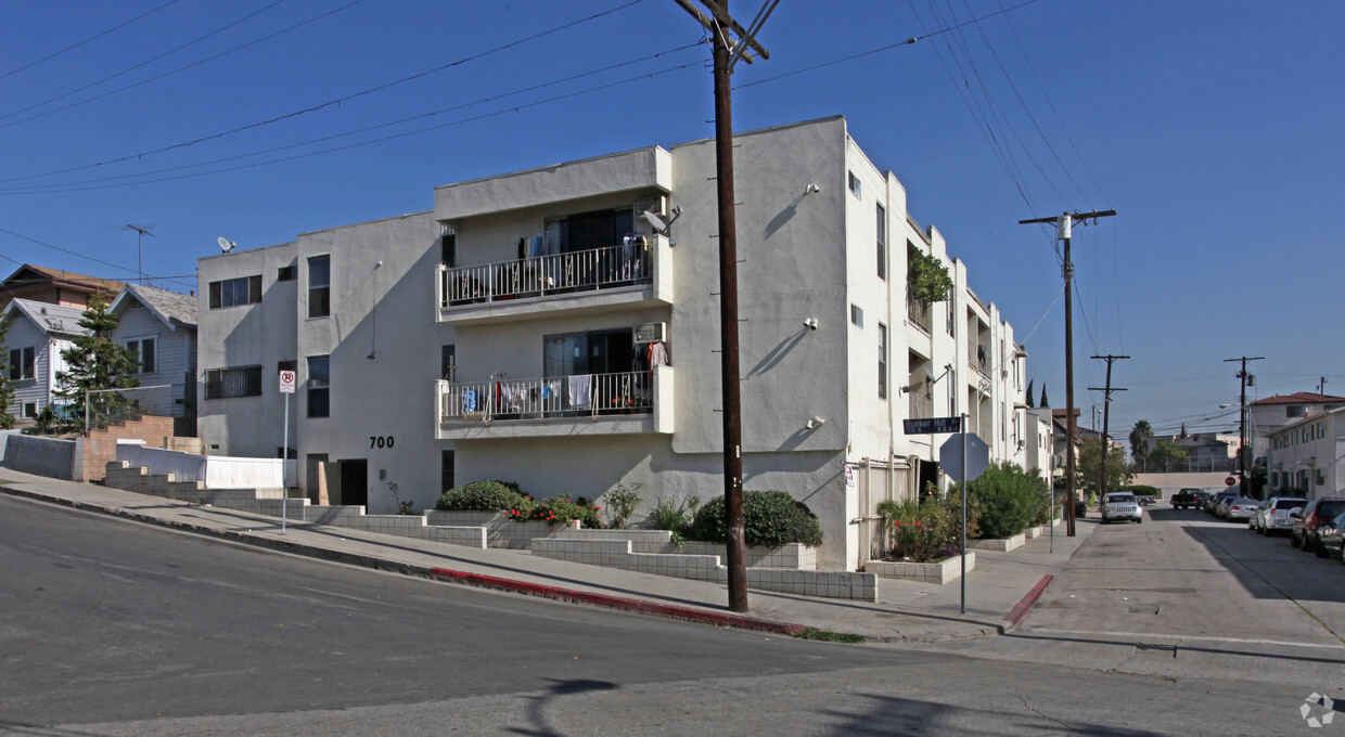 Building Photo - 700 N Bunker Hill Ave