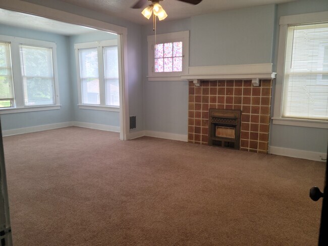 Look at the BEAUTIFUL Sunroom-Charm Galore! - 271 Center Ave