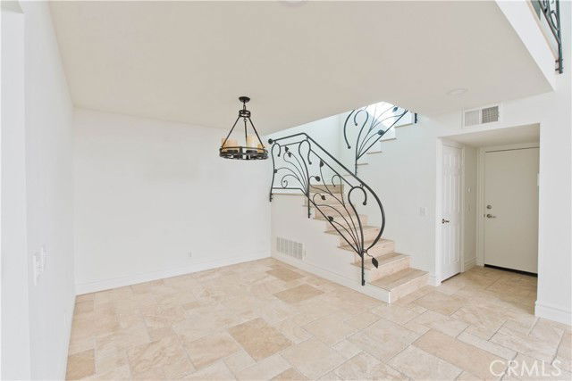 Building Photo - 24666 Cll Largo
