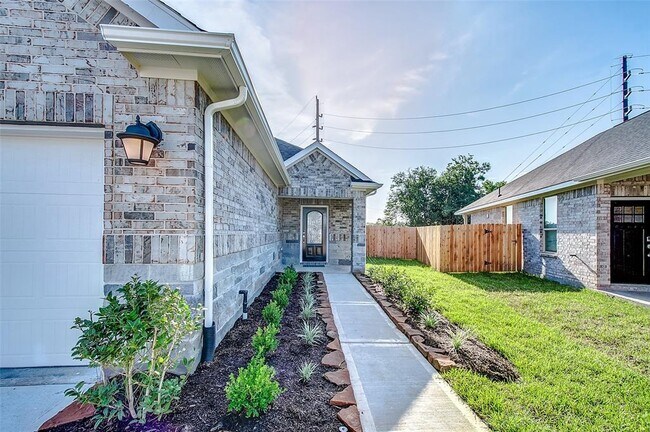 Building Photo - 7407 Arabian Moon Trail
