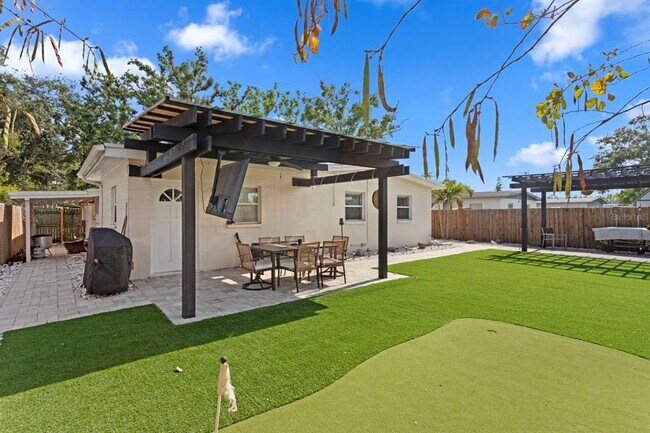 Foto del edificio - 4339 Wallace Cir