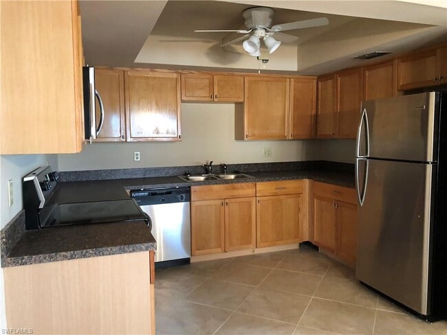 Foto del edificio - 1248 SE 7th St