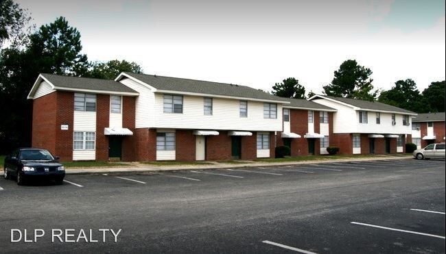 Primary Photo - 318 E Royal St