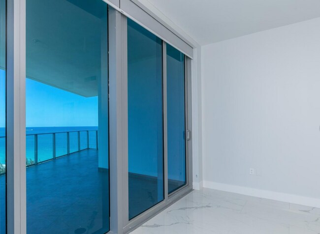 Building Photo - 701 N Fort Lauderdale Beach Blvd