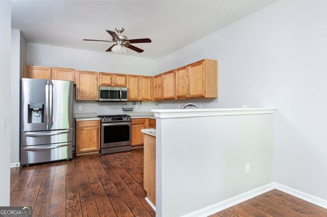 Foto del edificio - 310 Sugarberry Ln