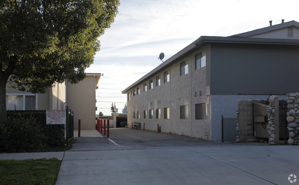 Foto del edificio - 1433 W Stoneridge Ct