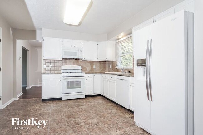 Building Photo - 6806 Spring Arbor Dr