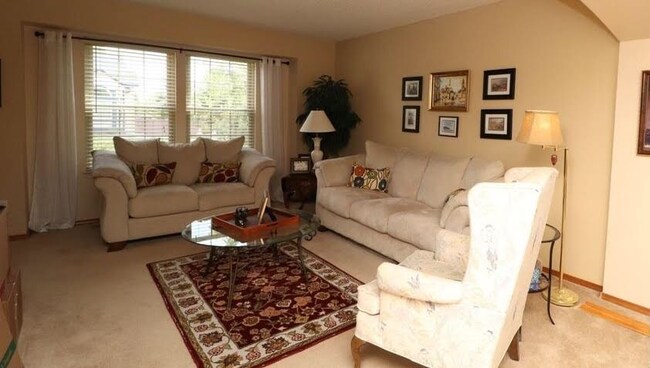 Building Photo - 8710 Ballantrae Dr