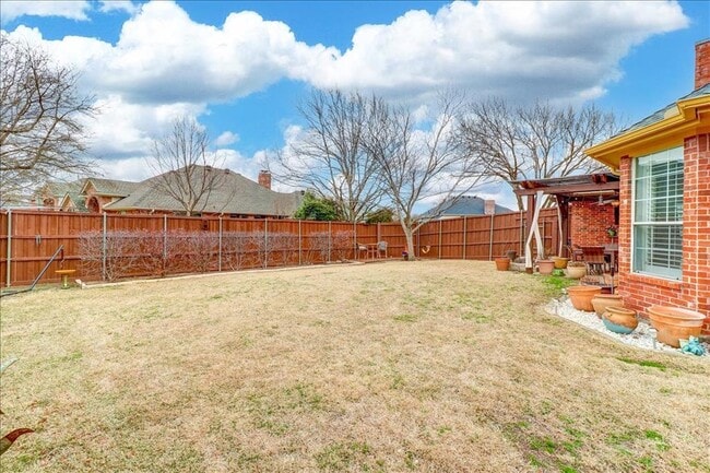 Building Photo - 2237 Grinelle Dr