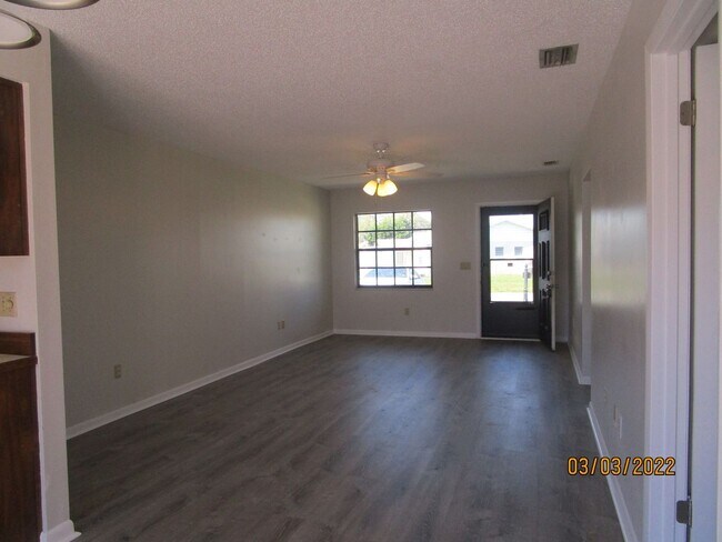 Foto del edificio - PELICAN COVE EAST 2BR 2BA DUPLEX WITH SING...