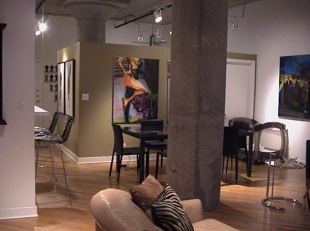 Foto del edificio - 411 W Ontario St