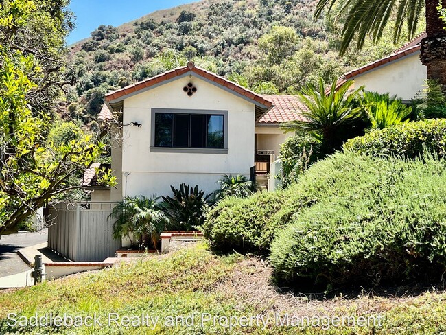 Building Photo - 4 br, 3 bath House - 25000 Glen Ivy Rd Vil...