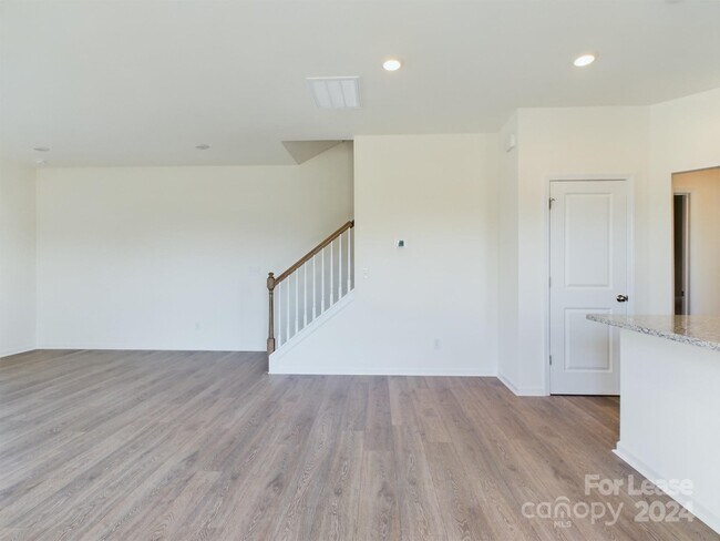Foto del edificio - 759 Earhart St NW