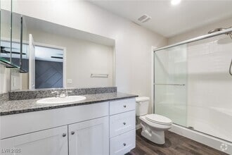 Building Photo - 12731 Epperly St