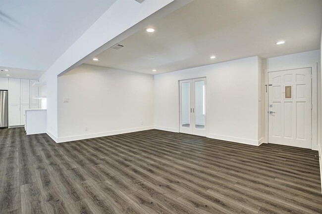 Building Photo - 8927 Pitner Rd