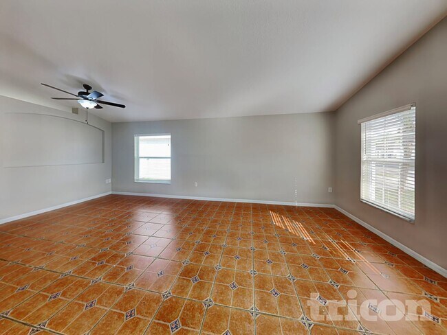 Foto del edificio - 14131 Colonial Spring Way