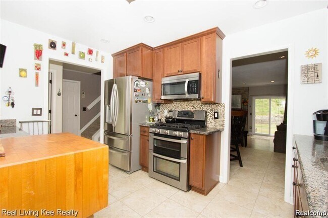 Foto del edificio - 1388 Crescent Ln