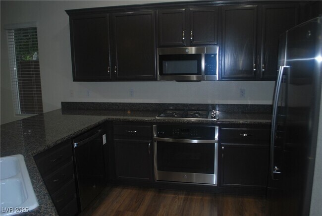 Foto del edificio - 10031 Cranbrook Falls Ct